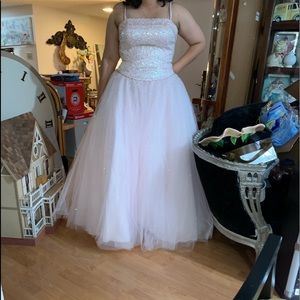Ball gown size 20
